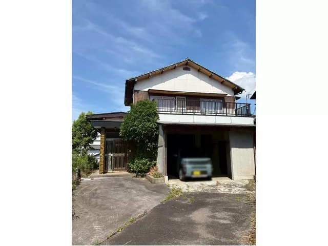 Oaza Natsuyoshi (Kamiida Station) 2.5 million yen