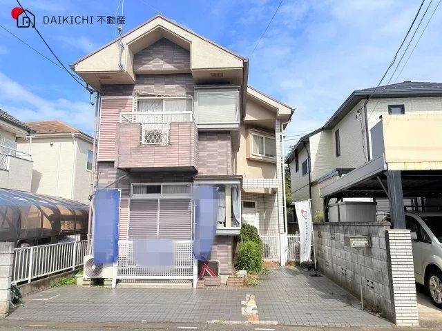 A bright and well-ventilated living space with two-sided lighting in each room♪ 4LDK with all rooms over 6 tatami mats
