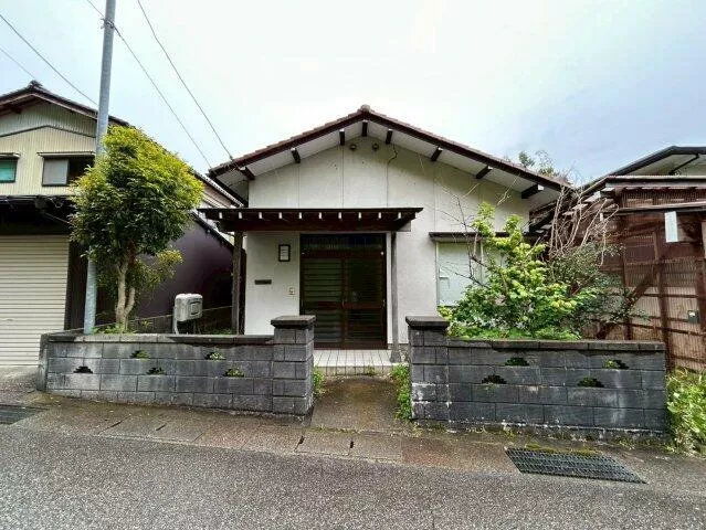 Kanazawa City, Sannocho 1-chome (Higashi-Kanazawa Station) Single-story building 4DK