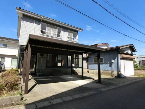 ◆Rare 2-family spec interior remodeled detached house ◆South road ◆4 cars