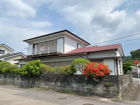 Kiyama 1-chome, Nishinihon City (Aburatsu Station) 2-story building 6SDK