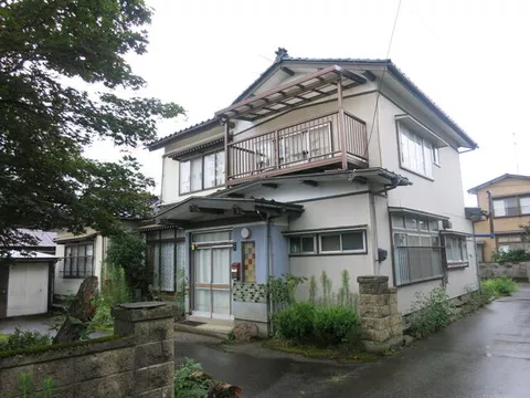 Nittame, Motodate, Sakata City (Motodate Station) 2-story 9DK