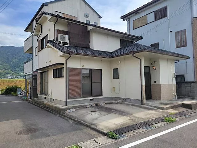 Used single-family home in Kinokawa City, Kogawa