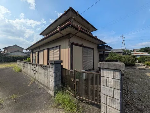 Yoshinogawa City, Kawashima Town, Gakuji Chikuhisa (Gaku Station) 2-story 5DK