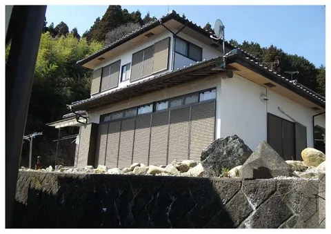 Takahagi City Oaza Akiyama (Takahagi Station) 2-story building 5DK