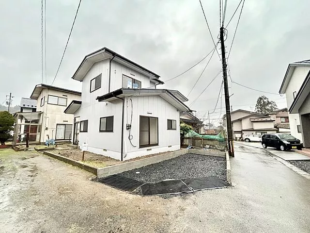 Used single-family home in Izumi Ichinotsubo, Akita City