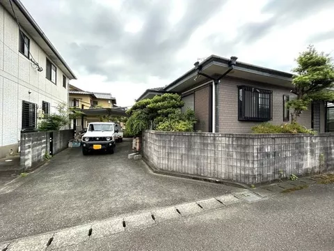 [Open House Held] Currently for sale (until 10/19 [Monday]). 2LDK single-story house.