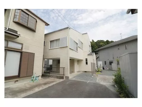 Renovated used house! Immediate occupancy possible! Good surrounding environment!
