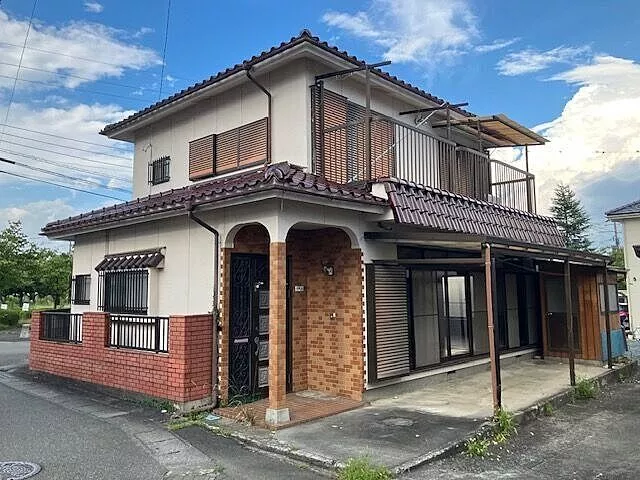 Used single-family home in Minami-Alps City, Iino (Ryuo Station), 2 stories