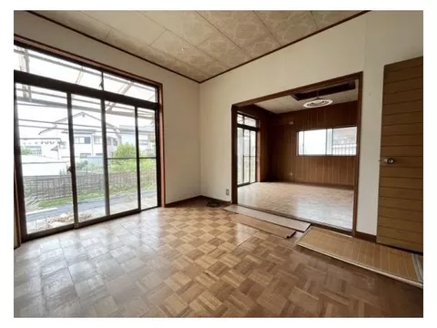 ◆Land area over 50 tsubo◆4LDK◆Garden◆Near Fujioka IC◆Within about 10 minutes on foot to elementary and junior high schools