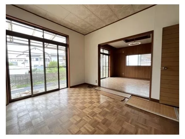 ◆Land area over 50 tsubo◆4LDK◆Garden◆Near Fujioka IC◆Within about 10 minutes on foot to elementary and junior high schools