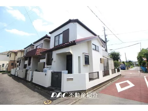 Corner lot with 3 directions! Good sunlight / Mitsuki 1-chome, used house! Exterior renovation completed in 2019 - Image 2