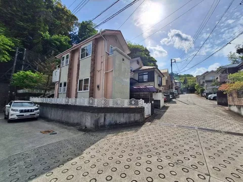 ■Northeast corner lot with good sunlight♪■Low-rise area with preserved scenery■High ground☆