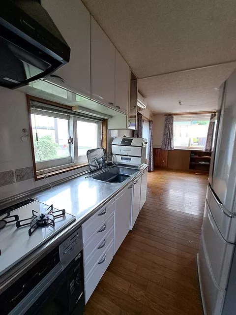 Used single-family home in Asahikawa City, Shunkodai 3-jo - Image 13