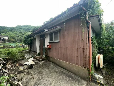 Tsukumi City Tokura Honmachi (Tsukumi Station) Single-story building 3DK