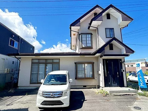 Used single-family home Suwa City Oaza Shiga Detached house