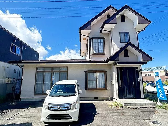 Used single-family home Suwa City Oaza Shiga Detached house