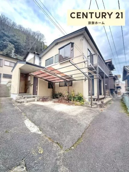 Yoshino-gun Yoshino-cho Oaza Kamiyoshi (Daiwa Kamiyoshi Station) 2-story 4LDK