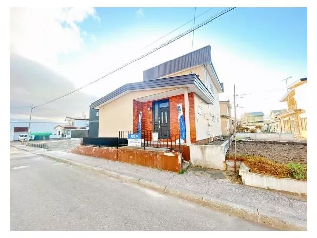 [Open house event] Current sale until February 28 / Move-in possible within the year / Front road width 8m / Koizumi Elementary School