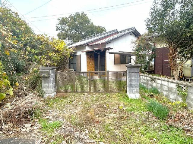 Niihama City, Uehara 3-chome (Nakahagi Station) Single-story building 3DK