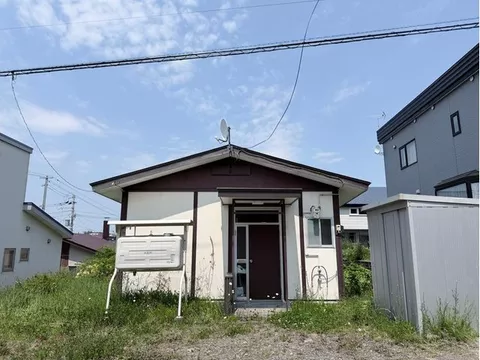 Zoning: Semi-industrial