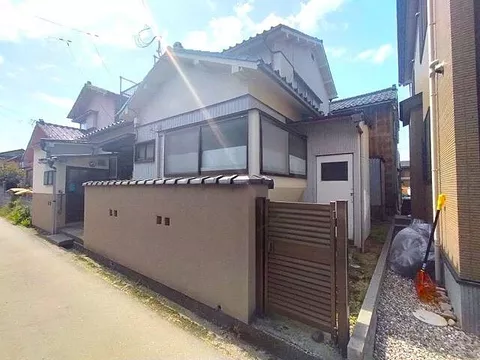 Used single-family home, Kikukawa 1-chome