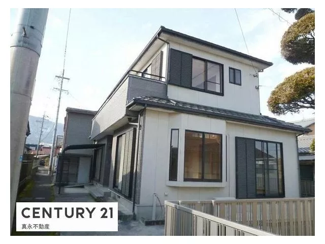 ●6DK with many rooms●About 2 minutes on foot to Ikeno Station