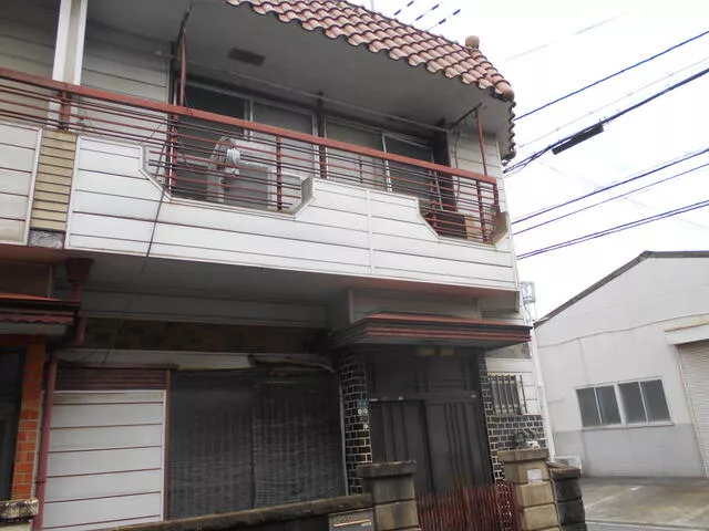 Yao City, Minamikamei-cho 1-chome (Kuhouji Station) 2-story building 3DK