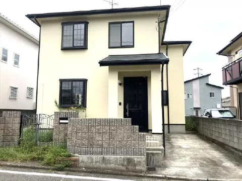 Matsuyama City Higashigaoka Town 2-story building 2LDK