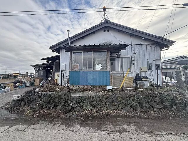Used single-family home in Gyoda City, Oaza Tsutsune, detached house