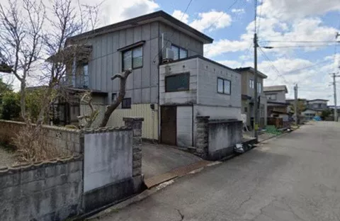 Goshogawara City, Oaza Komagata, Numata (Goshogawara Station) 2-story building 5DK