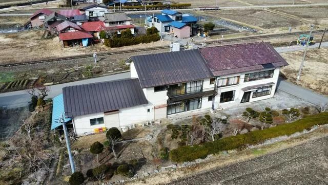 Tono City, Ayaori Town, Shinsato 17 Chiwari (Ayaori Station) 2-story building 11LDK
