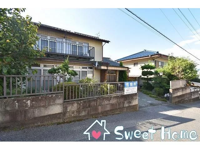 A used house has newly appeared in Hirose Town, Kiryu City♪ Good access to main roads♪