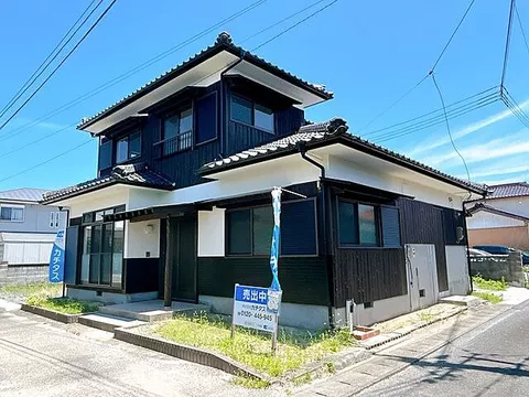 Used single-family home in Ajisu, Yamaguchi City