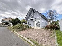 Used single-family home, JR Hakodate Main Line, Ebetsu Station, 29 minutes by bus, get off at Nanporo Town Hospital Mae, 10 minutes on foot