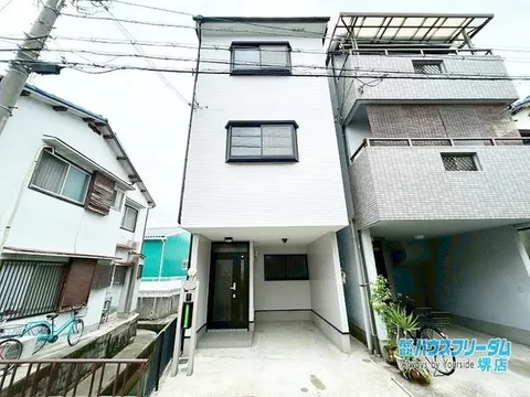 Viewing available today! Renovated in April of Reiwa 8! Within 10 minutes on foot to elementary and middle schools♪