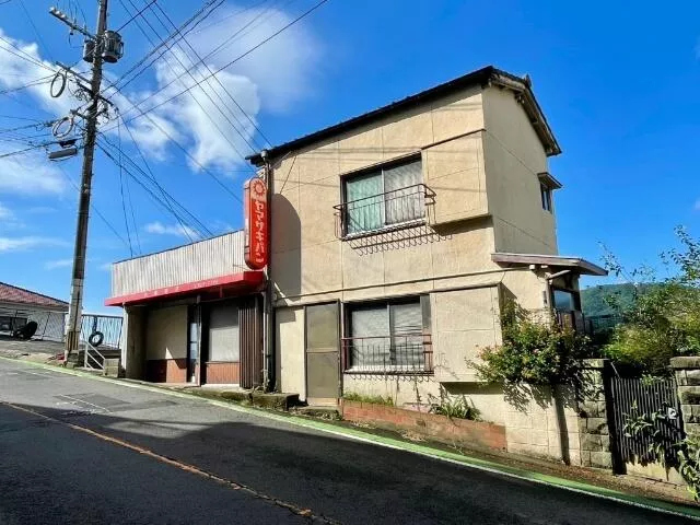 Hamahira 1-chome, Nagasaki City (Stadium City South Station) 3-story building 3DK
