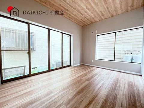 Interior renovation completed in June 2026! *Reconstruction not allowed. Adjustment area 34, Article 12* - Image 3