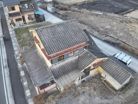 2F 3DK in Odagawa, Nakada-cho, Nirasaki-city (Anayama Sta.)

3,000,000 yen