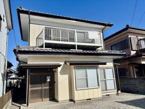 *Hirasu-cho Used House* Renovated in November 2025! Parking for 3 cars available!