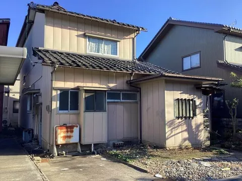 Takaoka City, Iguchi Hon-e (Takaoka Station) 2-story building 8DK