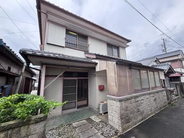 Minamiboso City, Wada Town, Nigaura (Wadaura Station) 2-story building 7SK