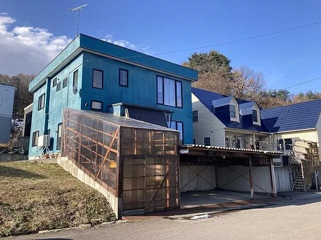Used single-family home Takada Asahiyama - Used residence