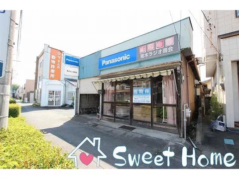 A mixed-use residential property has newly appeared in Nakacho 1-chome, Kiryu City♪ Storefront facing the main street♪ Available for viewing♪