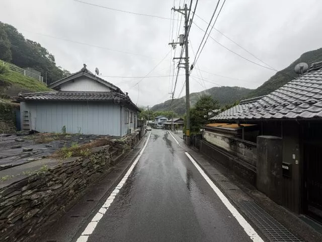 Miyoshi City, Ikeda Town Nakanishi Iba (Minawa Station) Single-story building 4DK