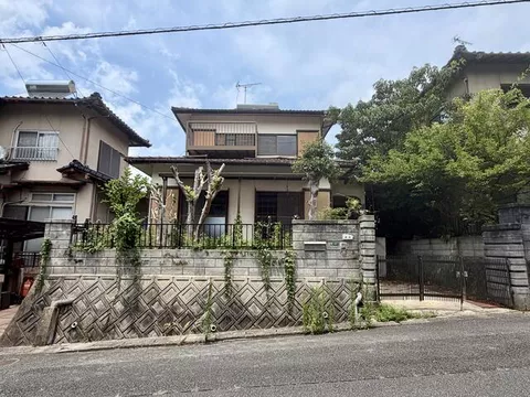 Onga-gun Okagaki Town, Ebitsu Station South 3-chome (Ebitsu Station) 2-story 4DK