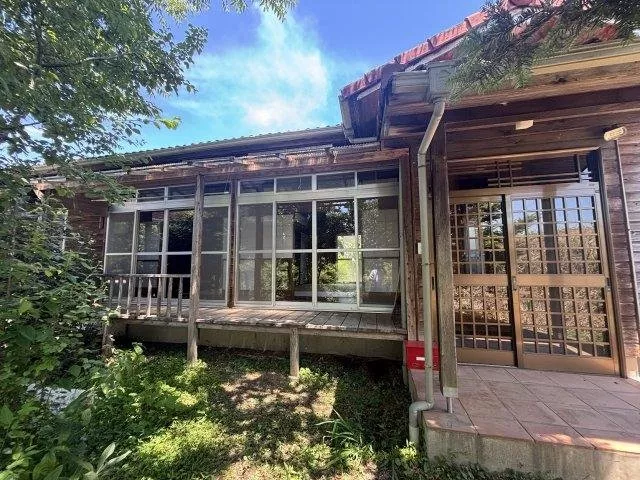 ☆ A popular single-story house rich in nature. Good sunlight and storage with a Japanese-style room. No private road share, loan not possible☆