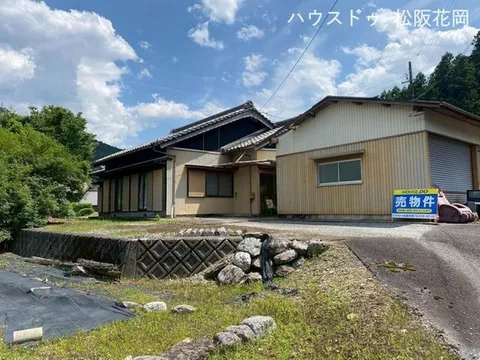 Mori, Iitaka Town 3 million yen
