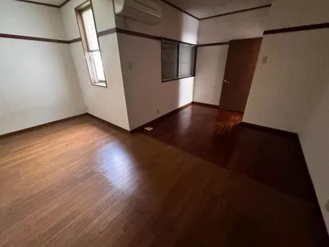Aikō-gun, Aikawa Town, Tashiro (Banda Station) 2-story building 4LDK