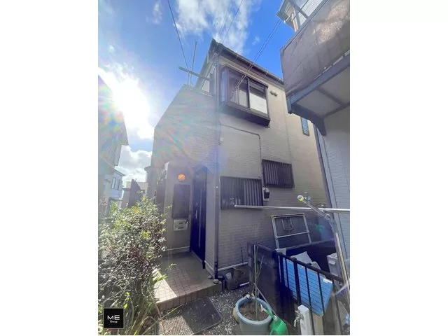13-minute walk from Odakyu Odawara Line "Zama" Station, a quiet residence that fulfills a peaceful lifestyle